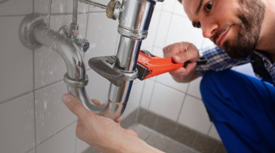 Professional sewer line replacement in Alcova, WY